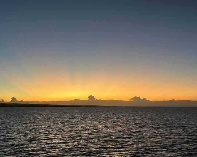 2024_02_24_12_Galapagos_Santa_Cruz_sunset