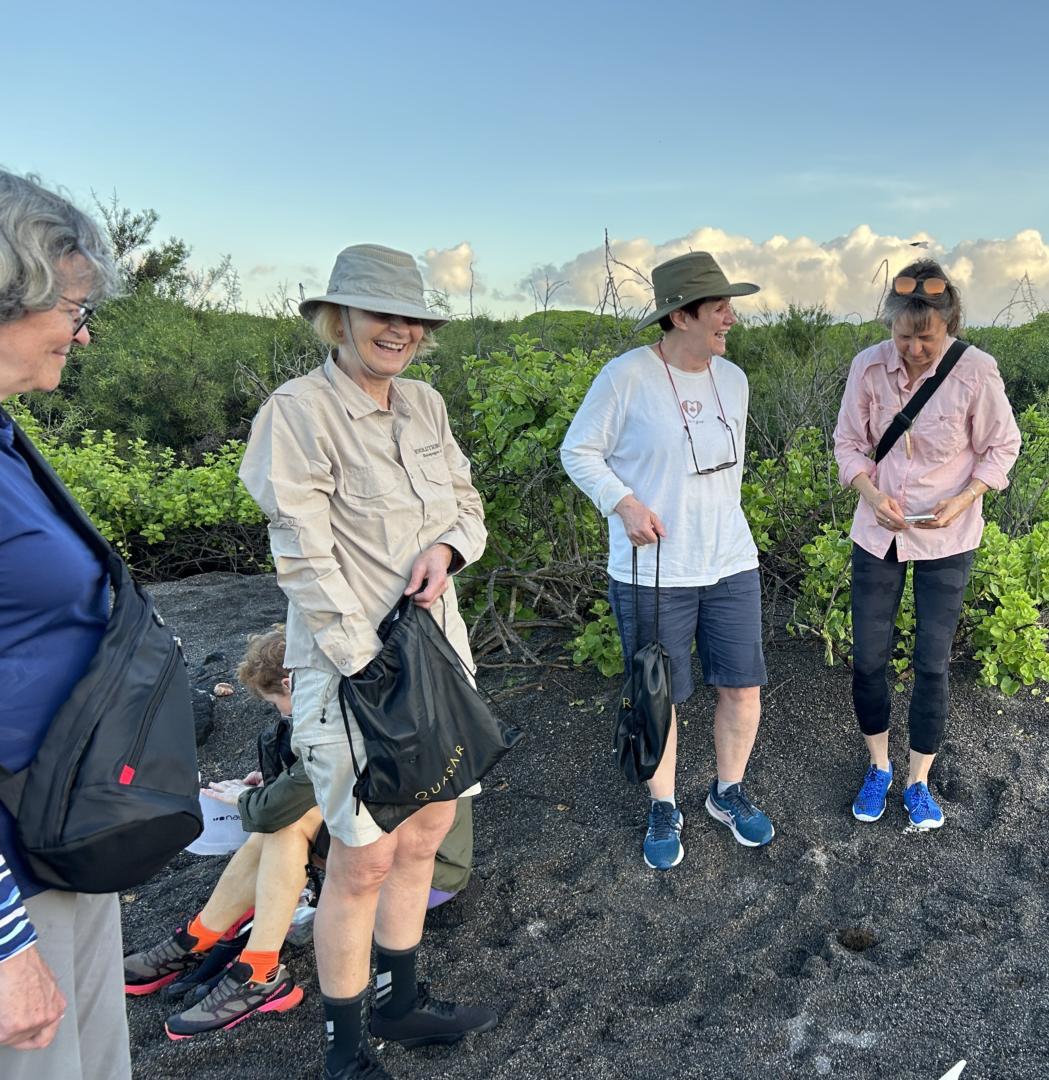 2024_02_26_02_Galapagos_Isabela_giant_tortoise_hike