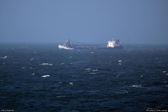 040_Ship_in_North_sea.jpg