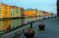 050_Trondheim_-_original_harbor_area.jpg