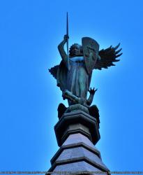 068_Trondheim__-_the_Niderosdomen_catherdral_-_Archangel_Michael_scuplted_in_the_1970s_and_given_Bob_Dylans_face_The_sculpto.jpg