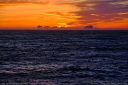 081_Norway_-_Heading_north_to_Narvik_-_sunrise_at_sea.jpg