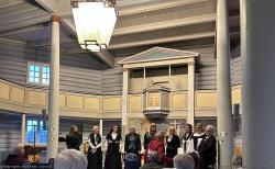 095_Norway_-_Narvik_-_Ankenes_kirke_-_local_choir.jpg