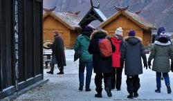 140_Norway_-_Gudvangen_-Viking_Village_-_being_drummed-in_for_coffee.jpg